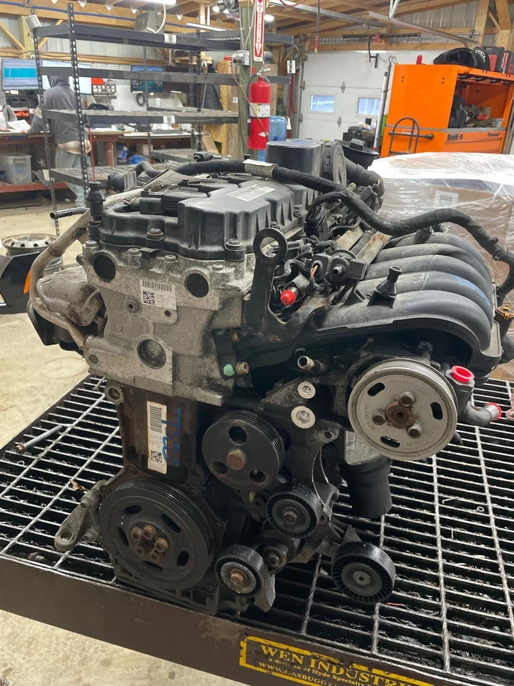 13 VW PASSAT Engine /motor 2.5l Vin P (5th Digit Id Cbua) - Image 2 of 4