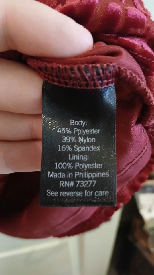 Simply Vera Top Velvet Burnout Red XL - Image 4 of 4