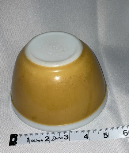PYREX Americana Harvest Gold 401 Nesting Mixing Bowl 1 1/2 pint White Rim