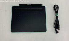 Wacom Intuos CTL-4100WL Drawing Graphics Tablet with Stylus Pen Bundle - Tested