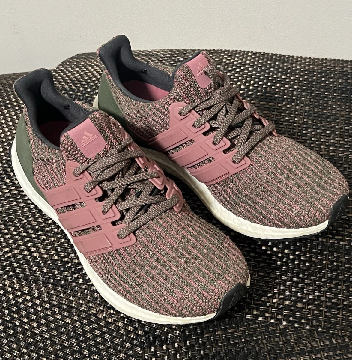 Adidas UltraBoost 4.0 Men\'s Running Shoes Brown Pink‎ Olive Green Size 9.5 Adidas UltraBoost 4.0 Pink Olive W for sale | eBay main image 4