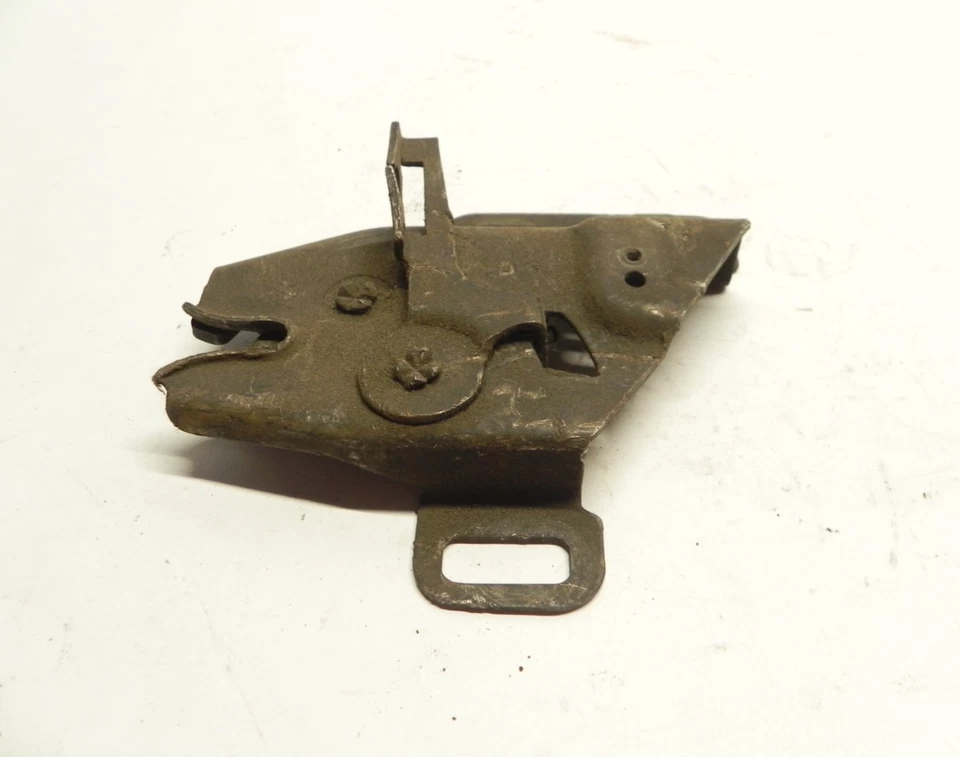 PESTILLO CAPÓ MARCAPASOS AMC VINTAGE 1975-1976-1977-1978-1979-1980 LANZAMIENTO USADO Foto 4 de 4