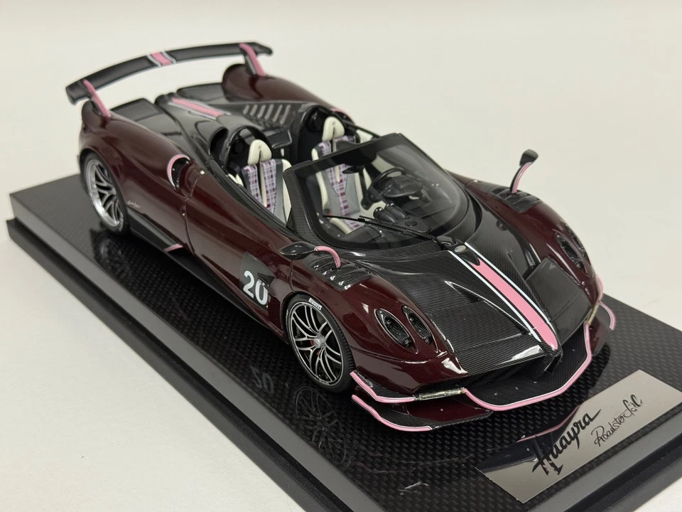 1/18 BBR Pagani Huayra BC in carbon Body red on Custom carbon Base 48 pcs #162 - Image 4 of 4