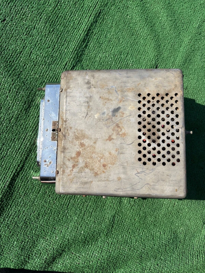 1949 Ford Deluxe Custom push button radio 49 Foto 2 de 4