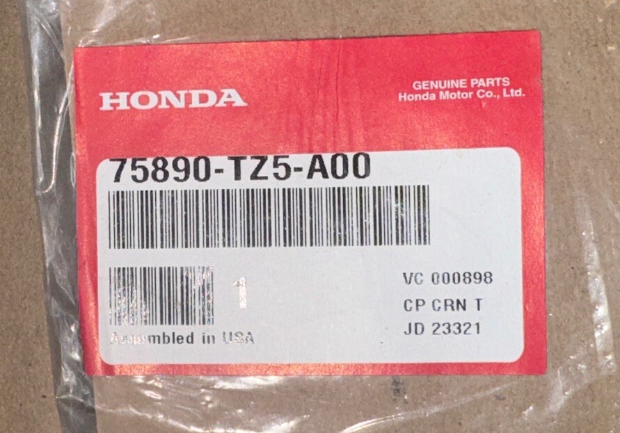 Acura Honda OEM 14-16 MDX Rear Door-stone Guard Right 75890TZ5A00