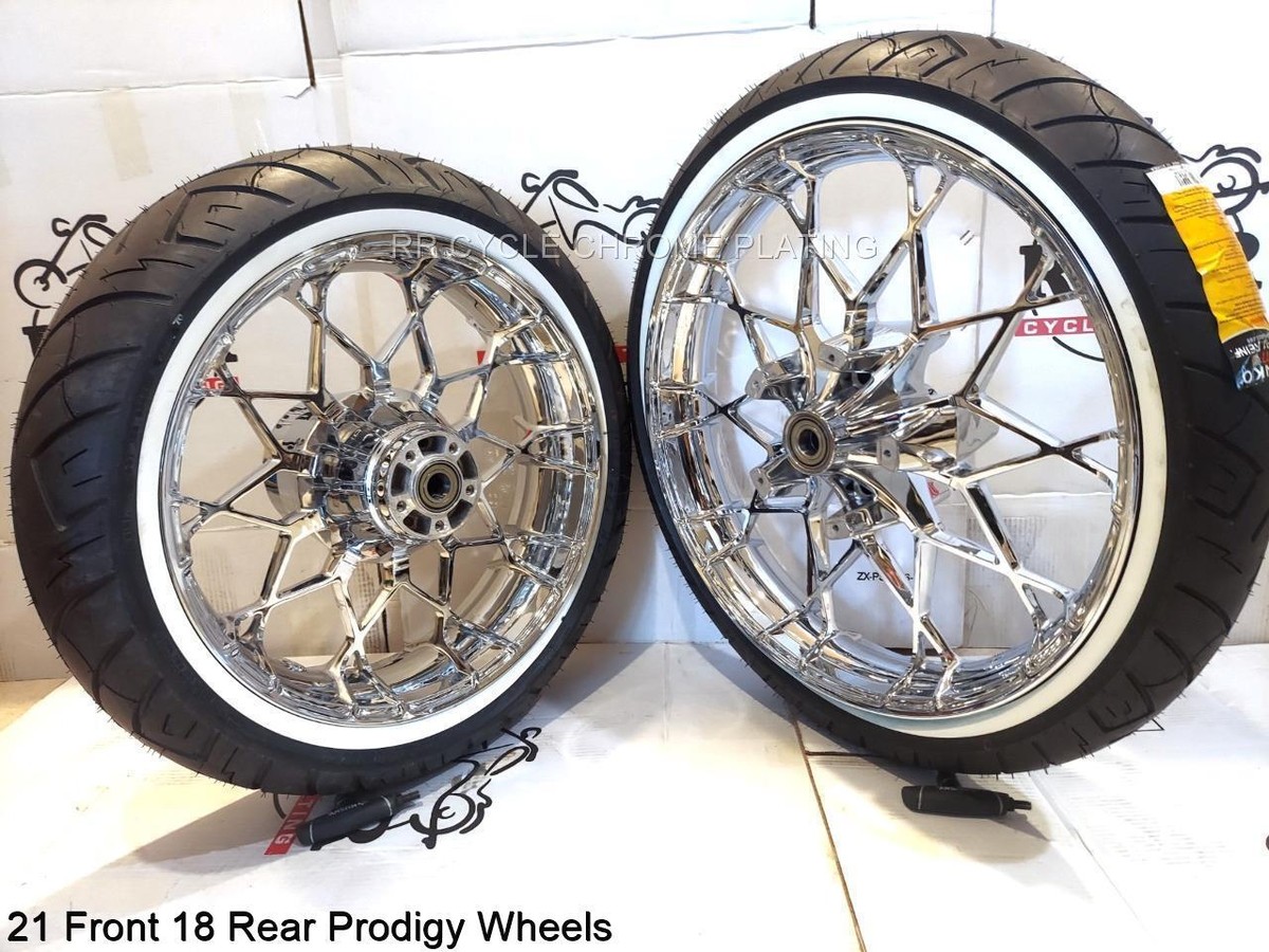 Harley Chrome 21