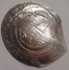 Mother Of Pearl Hand Engraved Shell Dolphin Design Iridescent 5 X 5.5"