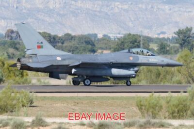 FOTO FLUGZEUG GENERAL DYNAMICS F-16C '15141' C/N 61-597 L/N M17-11. ZUGEWIESEN