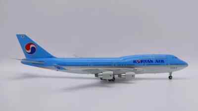 Taka様　JAL 1/200 747-400 s-l400.jpg
