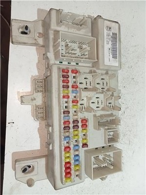 4M5T14A073DJ RELAIS SICHERUNGSKASTEN MULTIFUNKTIONSRELAIS / 3634 FÜR FORD FOCUS