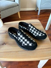 Easy Spirit Travel Time Women's Slip-ons- SZ: 9.5N BLK/WHITE - READ BELOW