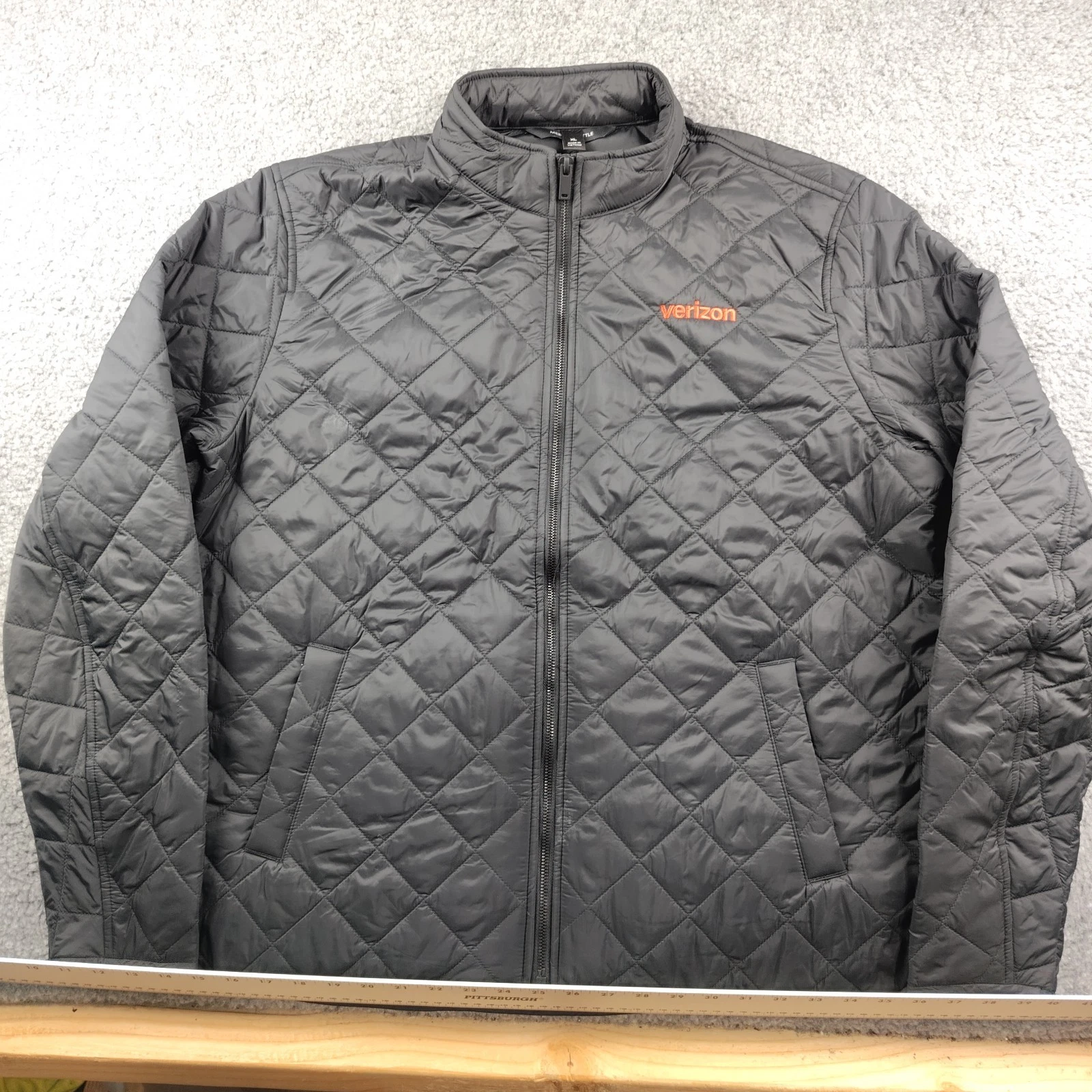 Verizon Quilted Puffer Jacket Size XL Mens Employee Uniform Mercer Mettle