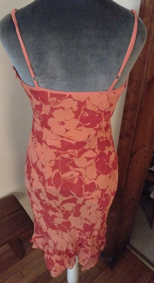 Vestido de rayón rojo floral para mujer talla 2 de American Eagle Outfitters Foto 3 de 3