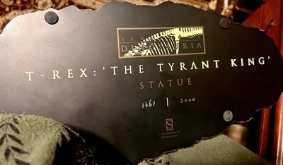 Sideshow T-Rex Dinosaur Statue 'The Tyrant King' Resin Collectible