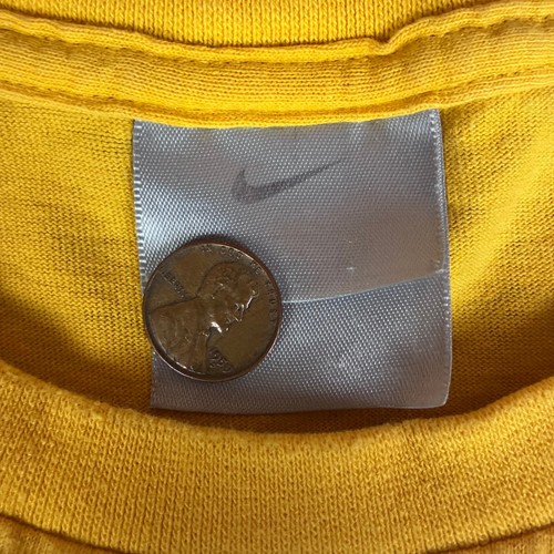 Vintage 1990s Nike Silver Tag Yellow Essential T-shirt size Men's XXL - Picture 4 of 10
