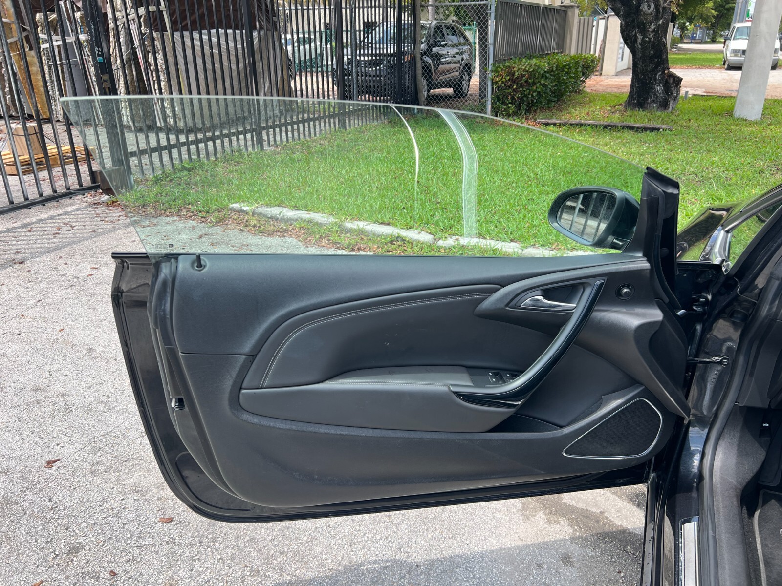 Buick Cascada - Image 15