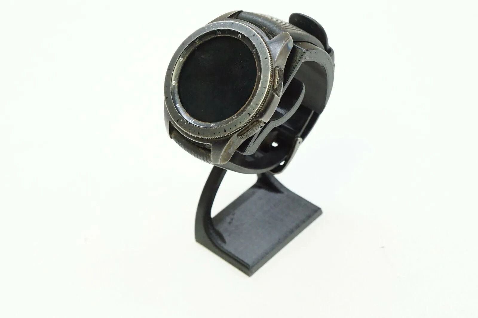 Custom 3D Printed Watch Holder Display Stand in Black or White "The Ram"