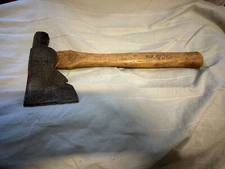 Vintage wood handle Shingle roofing hammer / hatchet Unmarked