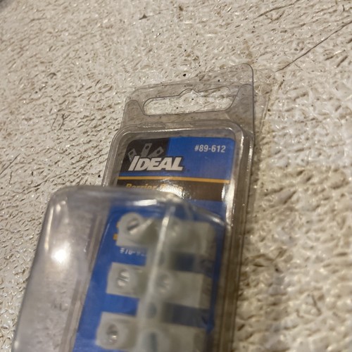 Ideal 89-612 Barrier Strip 12 Circuit 35 Amp 600 Volt #10-#22 AWG (47) - Picture 2 of 2