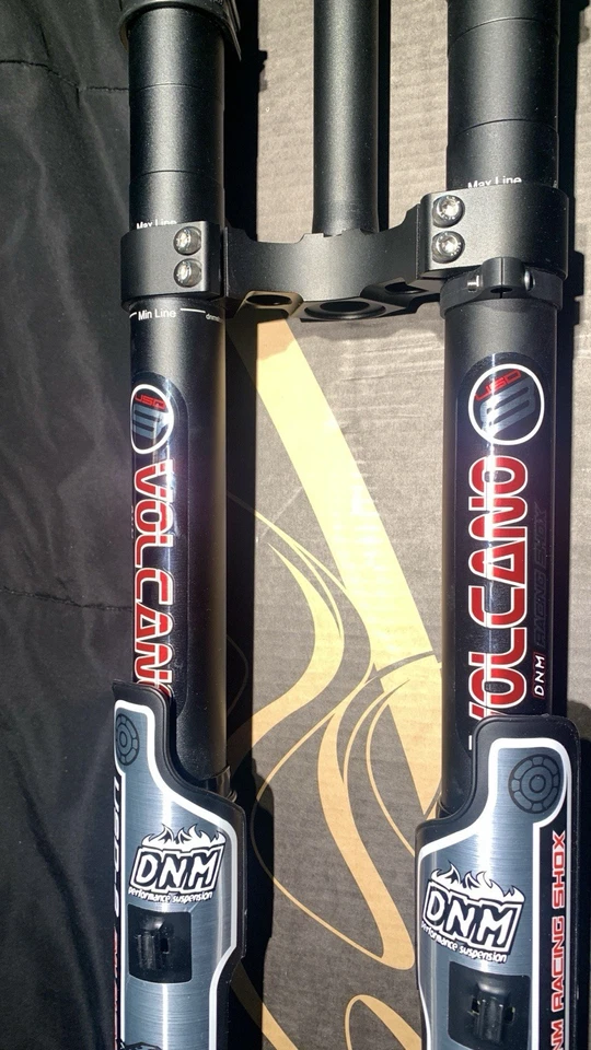 DNM USD-8 Volcano Inverted Suspension Fork ~160mm 1-1/8” 20x110mm Axle 26” 24” - Image 3 of 4