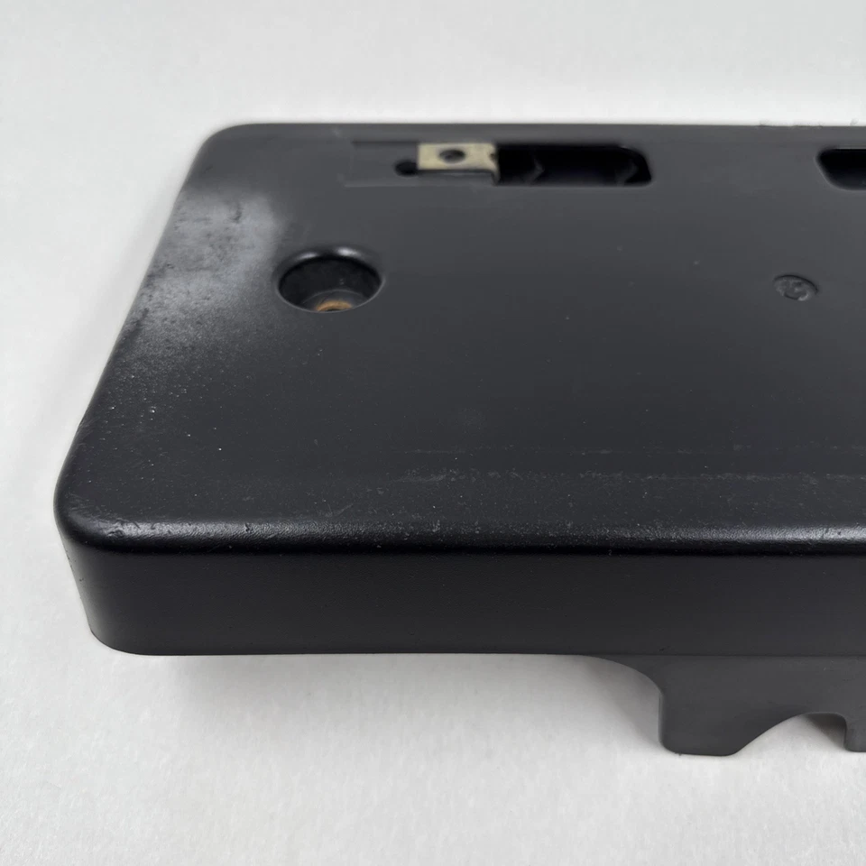 Soporte de matrícula delantero Infiniti G20 1999-02 fabricante de equipos originales de fábrica 96212 96210-7J100 Foto 2 de 4