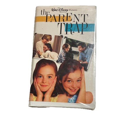 Walt Disney Pictures The Parent Trap VHS Comedy Family PG 1998 Quaid Lohan
