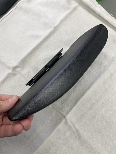 OEM GM 94-96 Corvette C4 Door Panel Arm Rest Lid and Hinge PASSENGER RH R Side - Picture 5 of 20