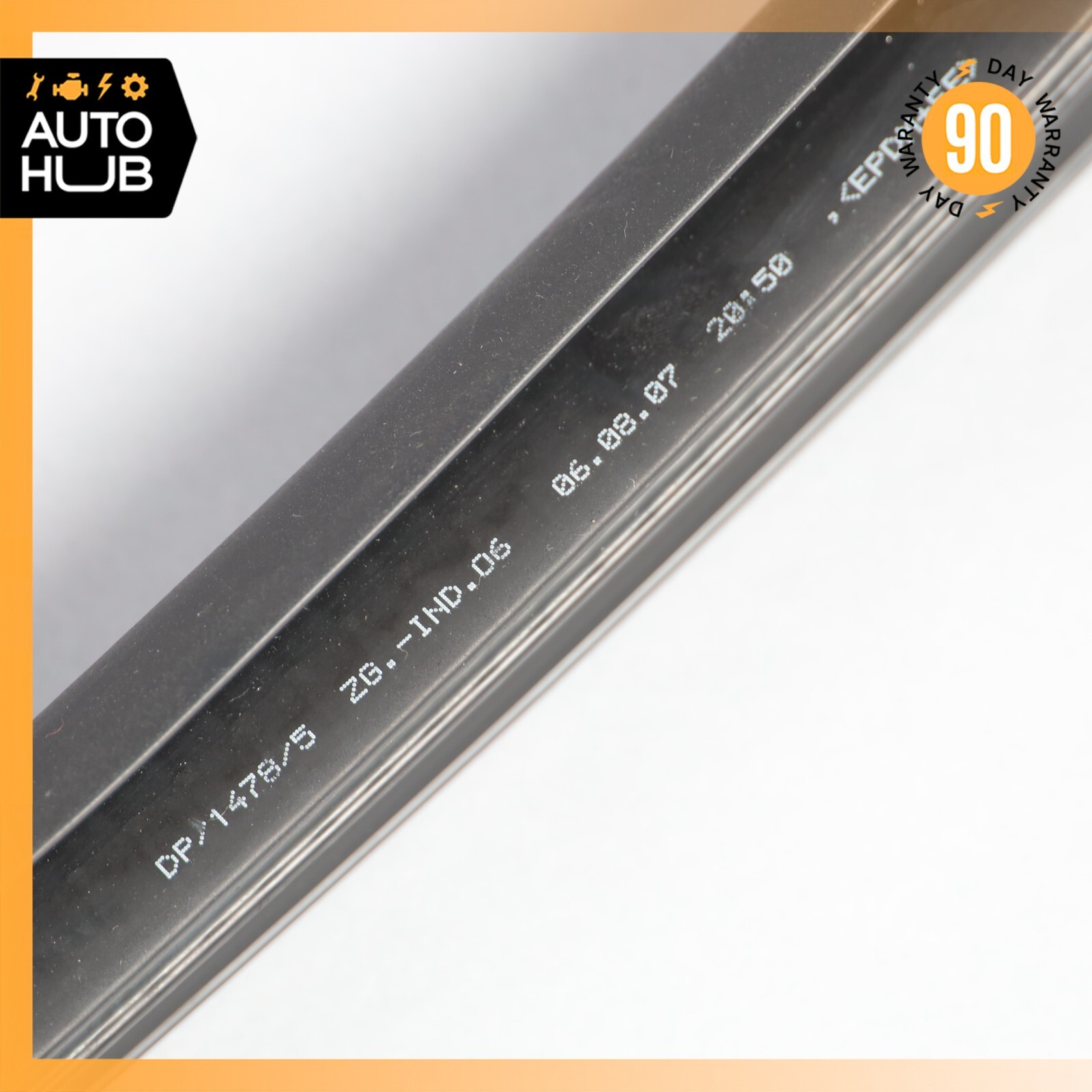 08-19 Maserati GranTurismo M145 Coupe Right Side Door Upper Seal Rubber OEM 76k