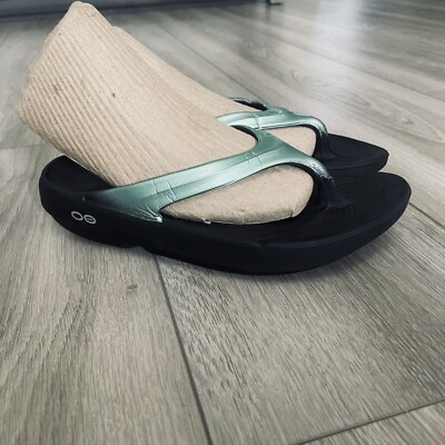 OOFOS OOlala Luxe Thong Flip Flops Recovery Sandals US Size 6 EU 37