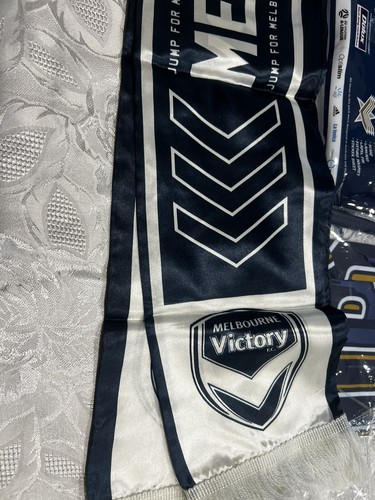 Melbourne Victory Soccer 2017/18 Gold Member Pack Scarf Pencil Case Pin Sticker - Picture 4 of 14