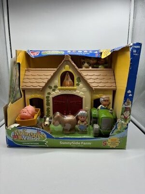 STEP 2 Main Street Village Countryside Farm PlaySet Retired Box Damaged New