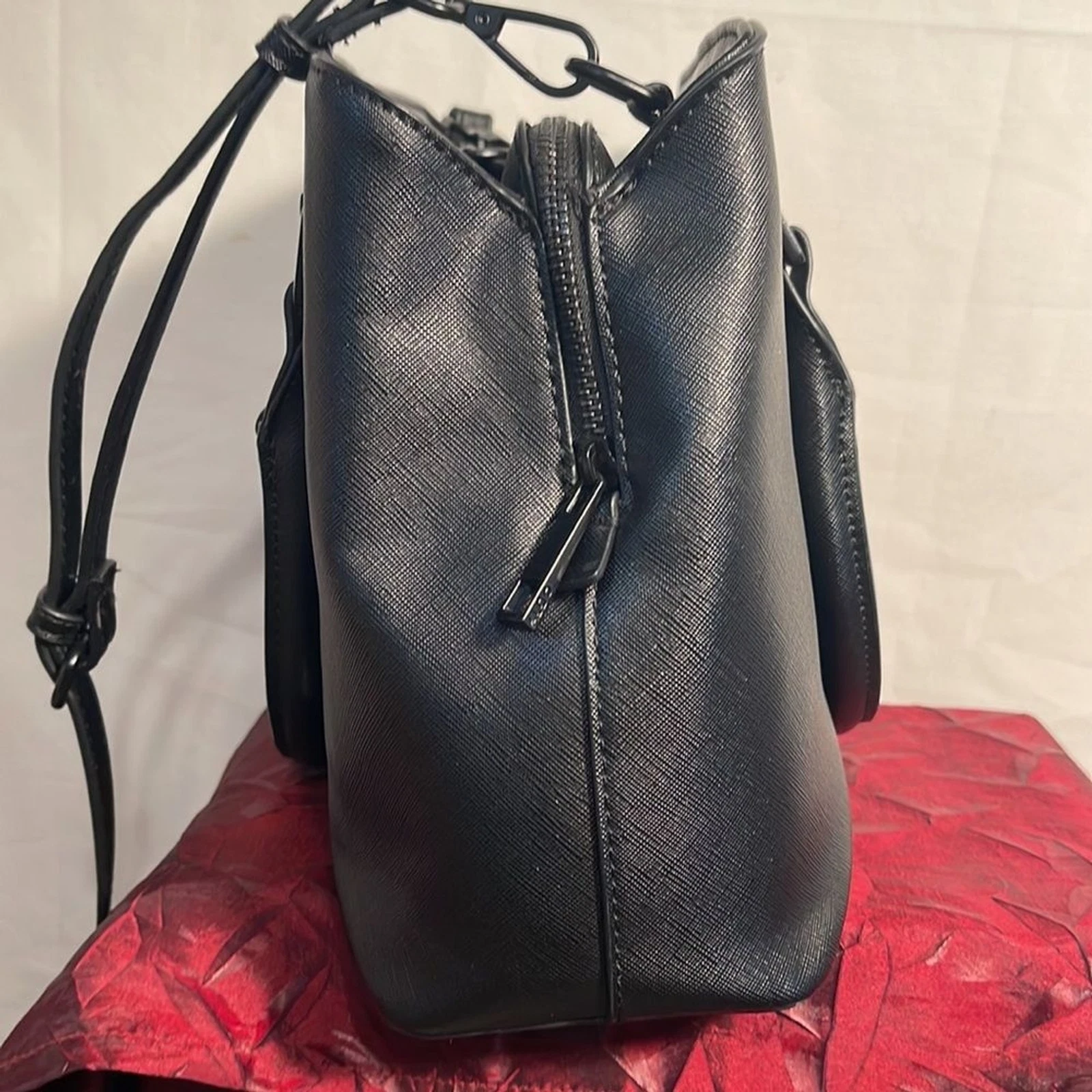 Borsa a tracolla ALDO Legoiri in pelle nera con manici superiori nuova senza etichetta donna