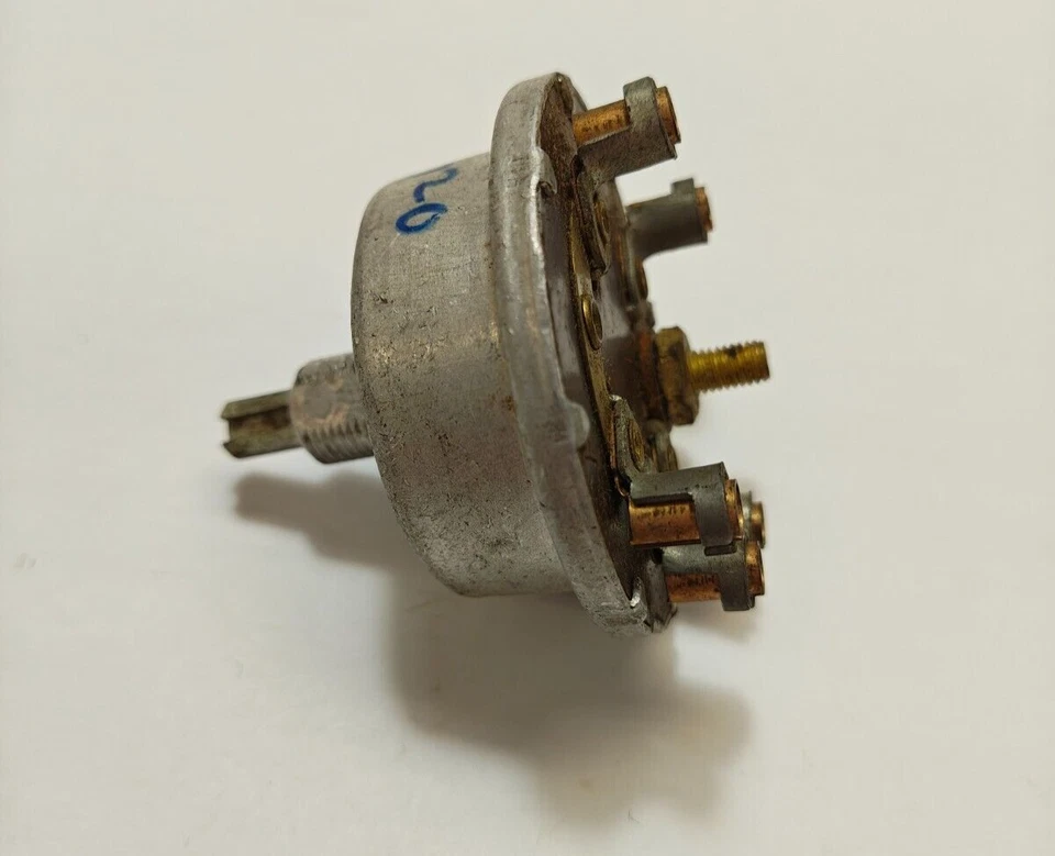 Interruptor de faro DeSoto Chrysler Imperial S-14 1950 1339720 nuevo en stock Foto 4 de 4