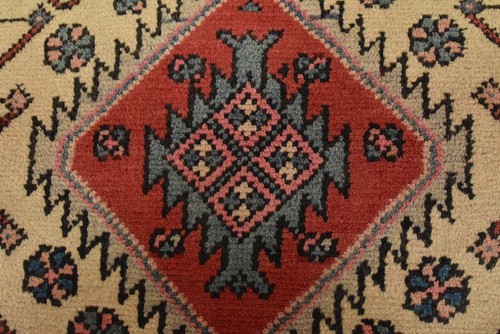 Vintage Tribal Rug 3'3'' x 5' Ivory Wool Geometric Hand-Knotted Oriental Carpet - Picture 7 of 13