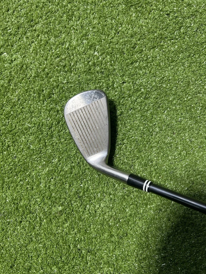 Cleveland 588 Altitude 9 Iron Hybrid Forged Ultra Action Lite Feminino Flex destro - Imagem 4 de 4