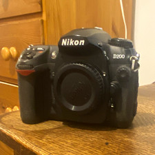Nikon D200 10.2MP Digital SLR Camera Body Only Black 2.5in LCD USB