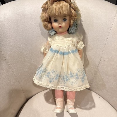 Uneeda 1950s 19 Fashion Doll with Sleep Eyes