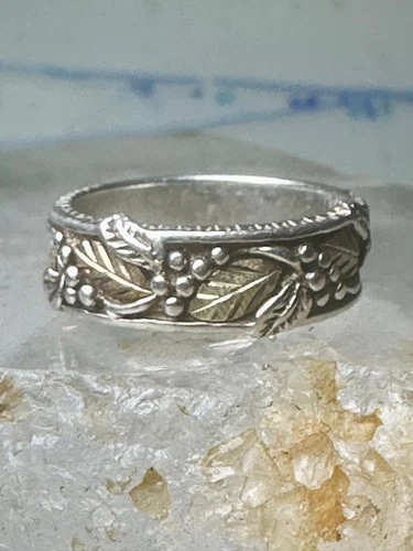 Vintage Black Hills Gold ring wedding band floral leaves size 5.75 sterling silv