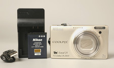 Nikon COOLPIX S6000 Gold 14.2MP 7x Zoom Digital Camera Battery Charger Included