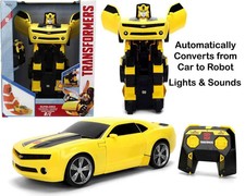 TRANSFORMERS BUMBLEBEE TRANSFORMING TO ROBOT MODEL WITH REMOTE CONTROL Jada Toys
