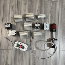 Allen-Bradley Lot Of 6 Output Analogue/vac Units, 4 Define Purpose Contractor