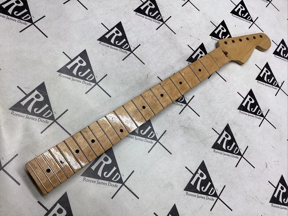 Schecter van nuys stratocaster deals
