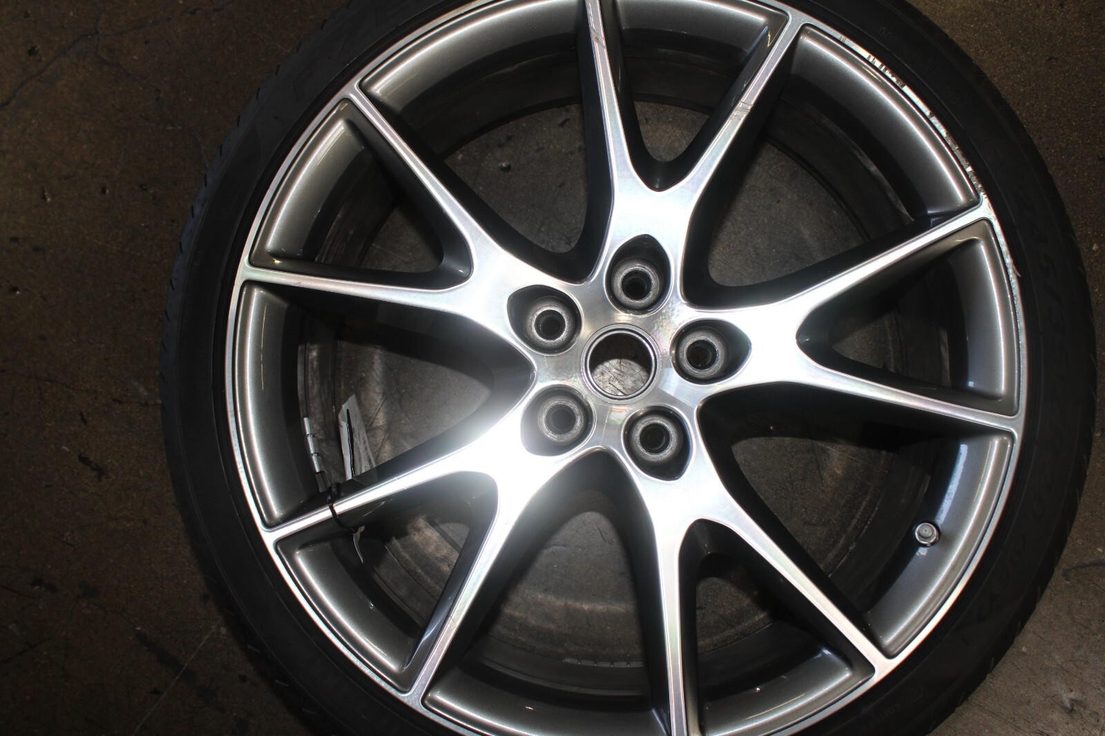Ferrari California, Front Wheel, Curb Rash, Used, P/N 242156