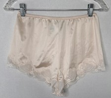 Vtg MAIDENFORM PANTIES Small Ivory Silky Tap Shorts sz 5  USA Day Dreams