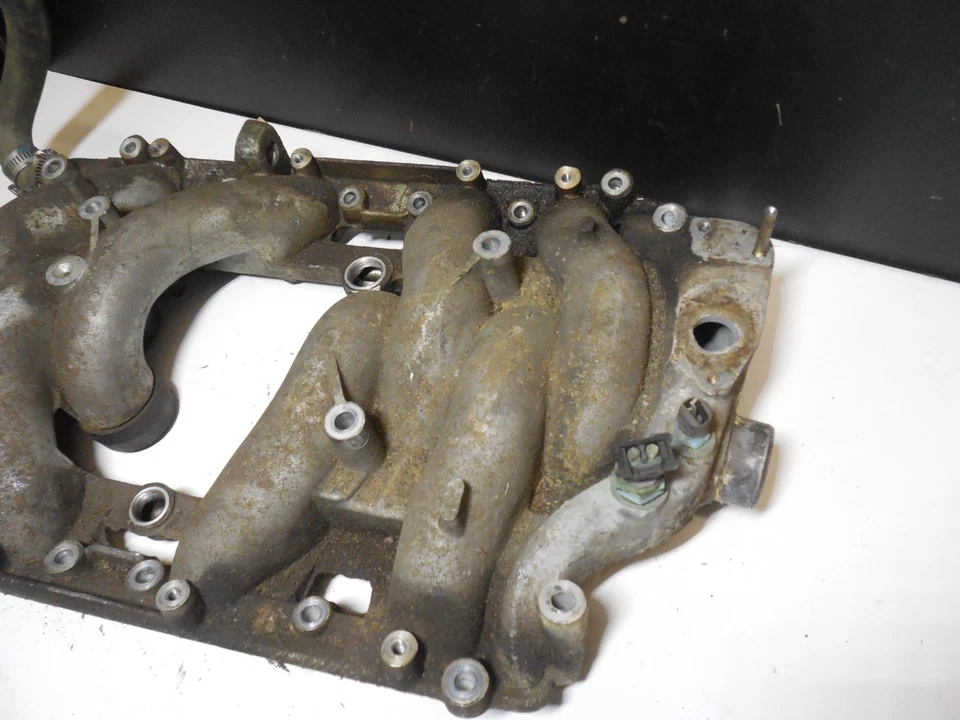 Colector de admisión superior Mercedes Benz R107 1171410601 450SL 350SL Jetronic Foto 4 de 4