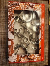 18 pc assorted christmas cookie cutter set