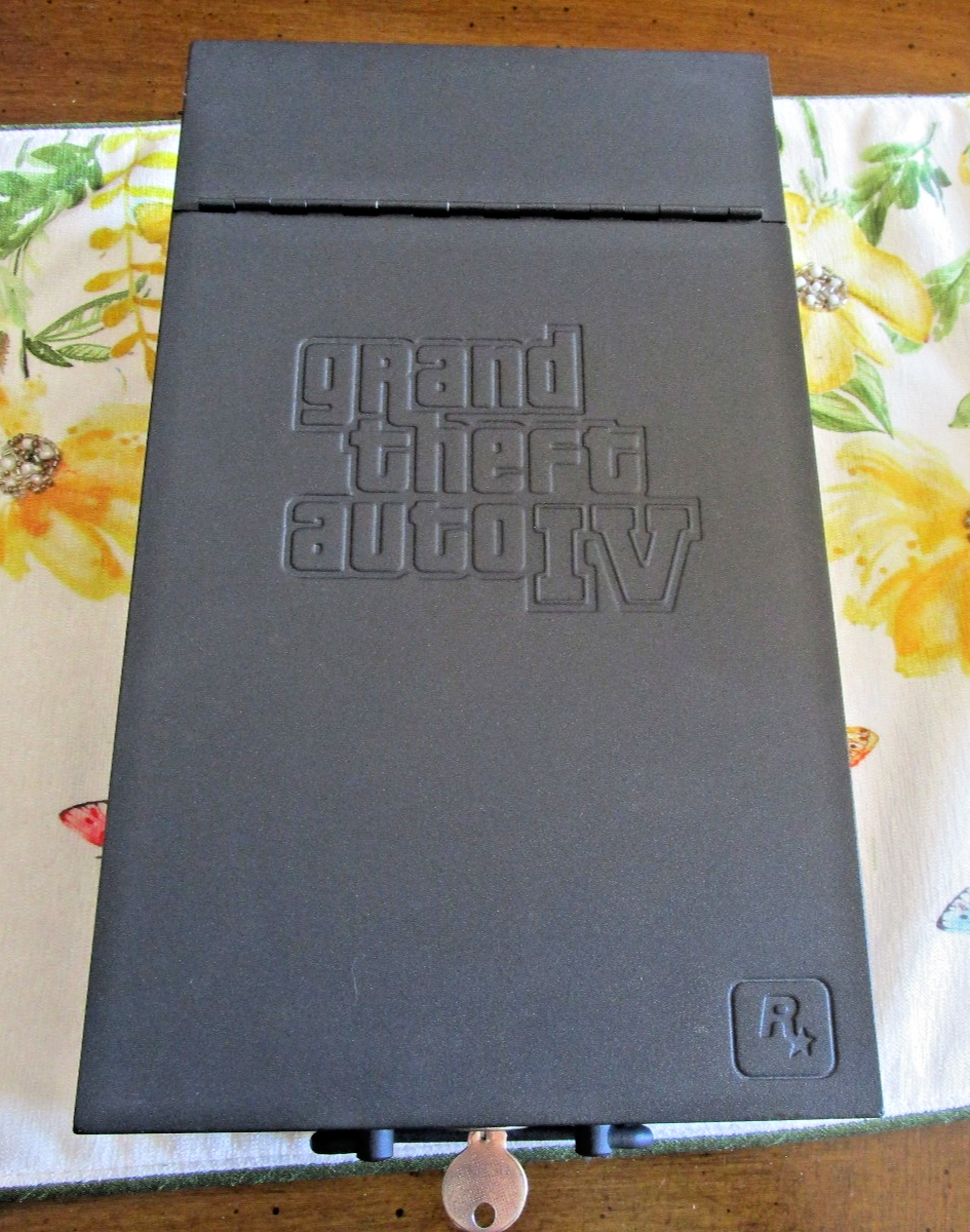 Grand Theft Auto IV スペシャルエディション の金庫。GTA Grand Theft Auto IV GTA 4 Metal Bankers Lock Box -Special Edition