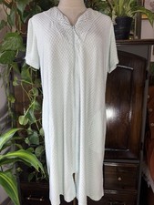 M VTG Light Blue Terry Cloth Bath Robe House Coat Short Sleeves Full Zip Quilted