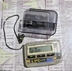 Motorola Pager Clear Shell w/ Belt Clip Vintage  Beeper Tested & Working