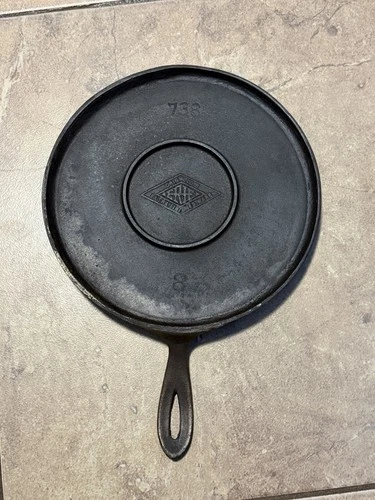 Griswold Erie Cast Iron Griddle #8 738